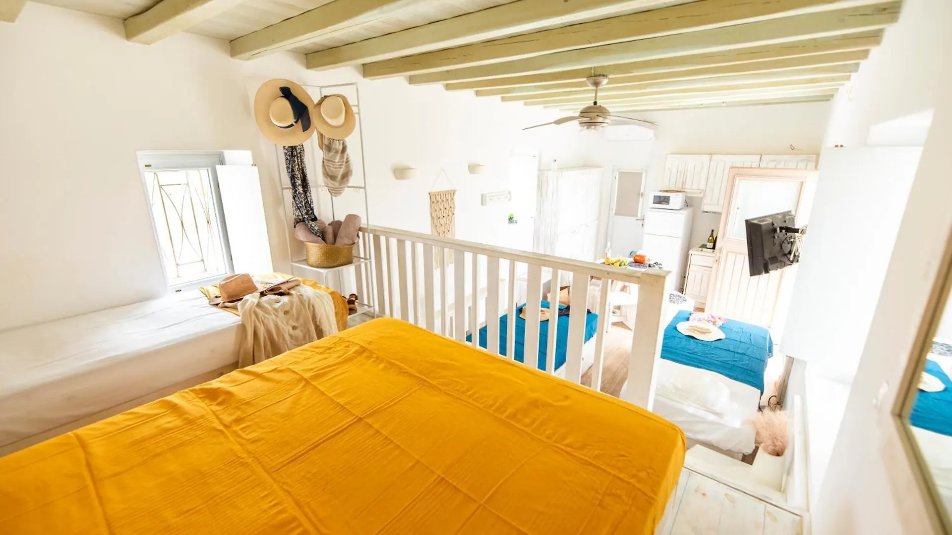 Opus Apartment 아기오스 스테파노스 0*,