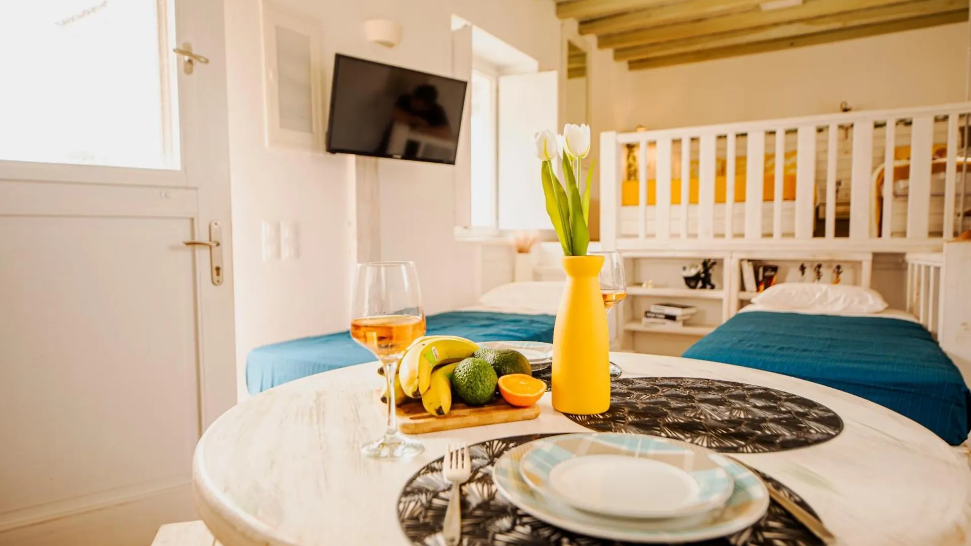 Opus Apartment 아기오스 스테파노스